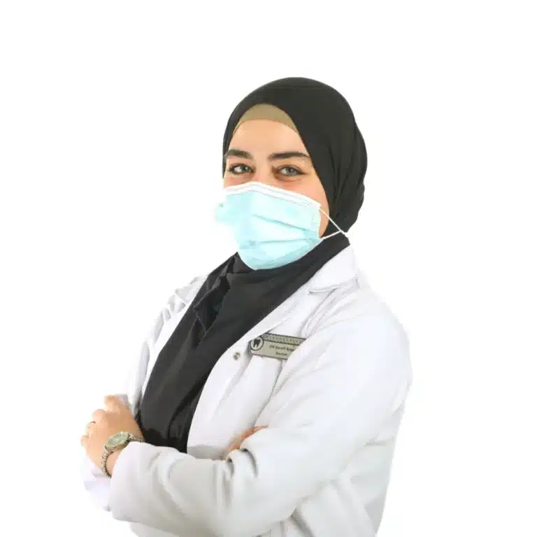 طبيبة معالجات الأسنان التجميلية والجراحية - الدكتورة سارة رجب في صبيا